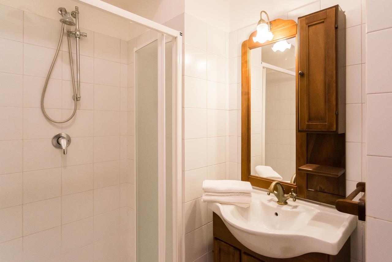 Love & Smile Apartment By Rent All Como Exterior photo